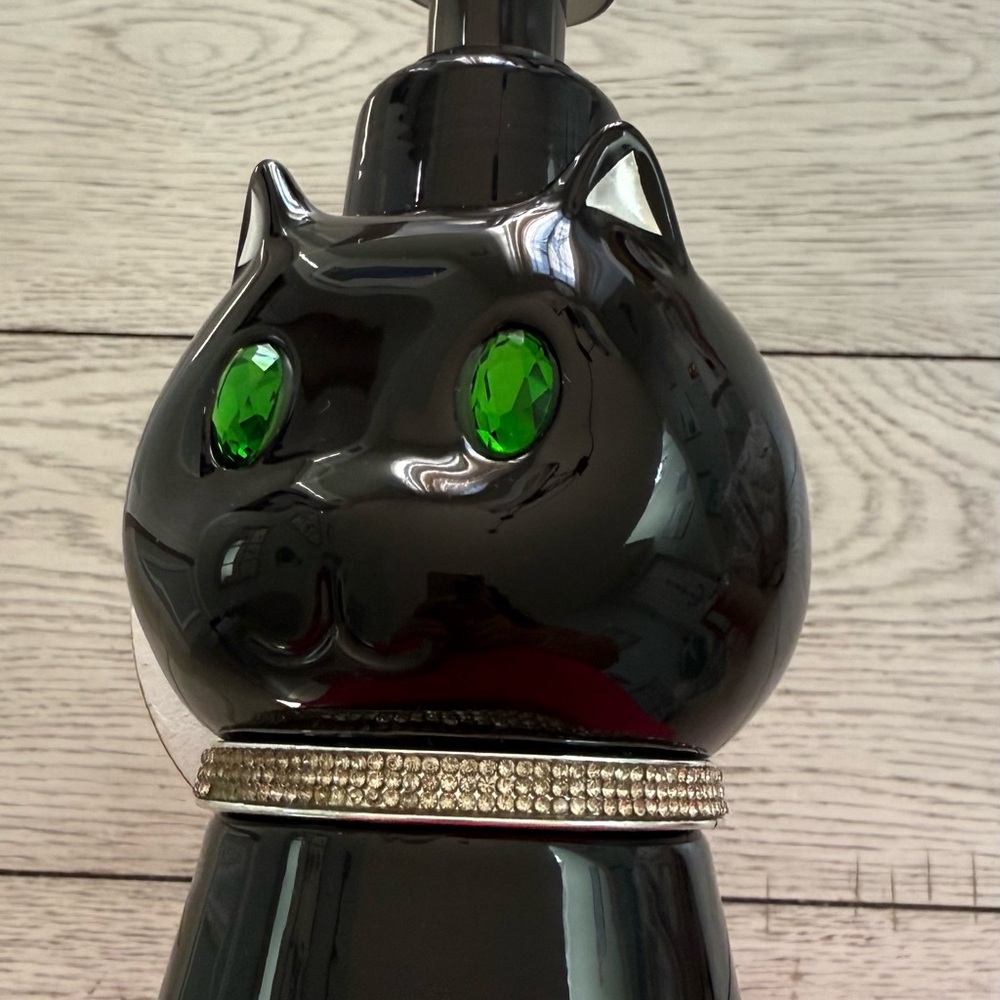 Bath & Body Works Halloween Cat Soap Dispenser - Black and Green NWT - Picture 2 of 8